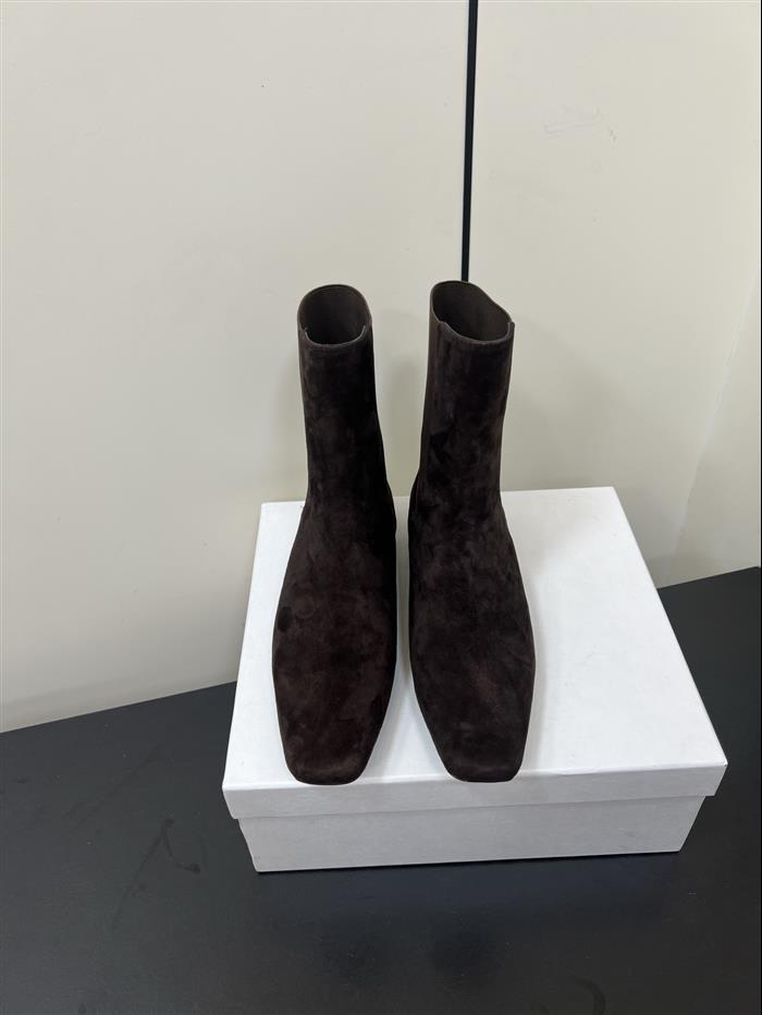 20251128174314768 370